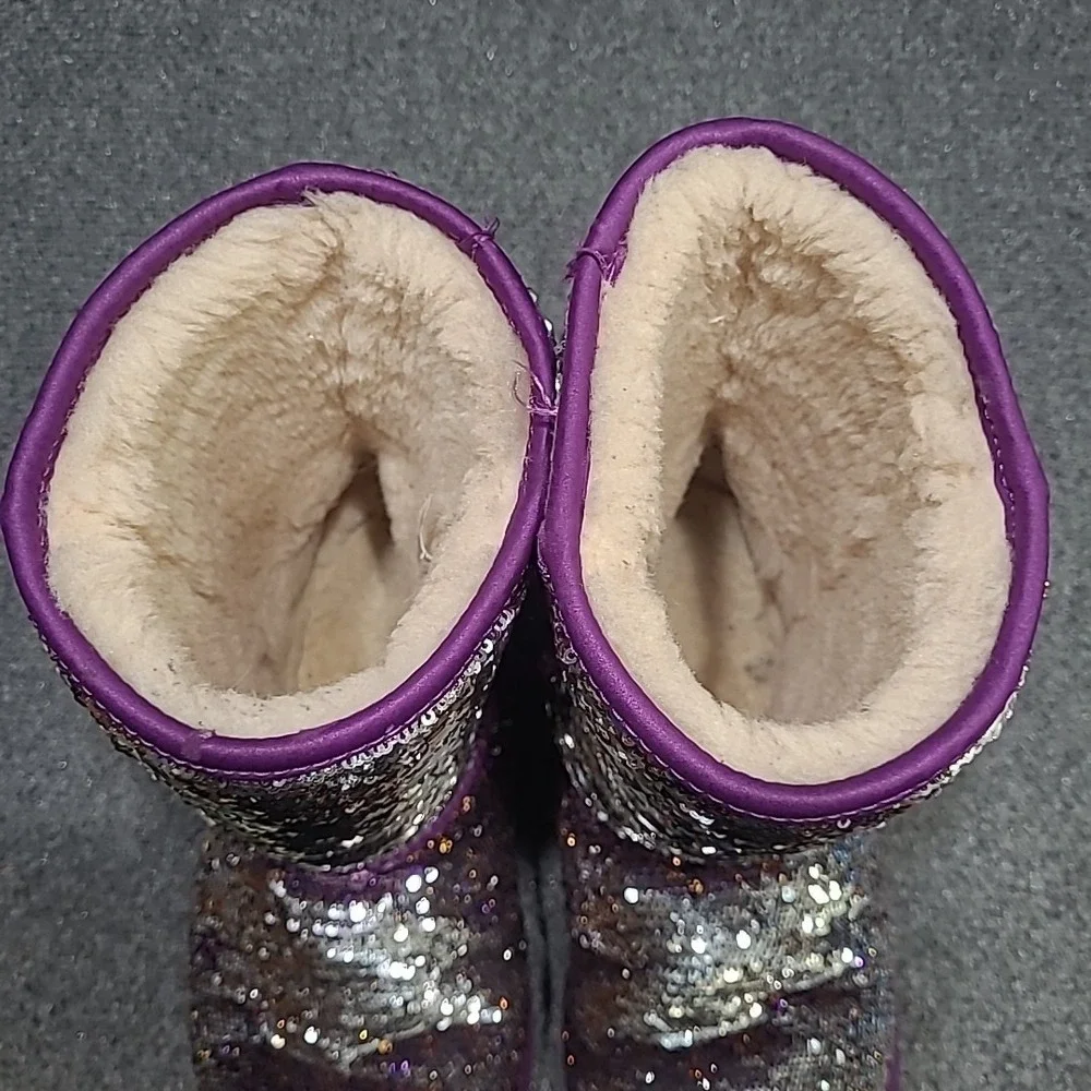 Ugg 1002978 Australia Womens 9 US Classic Short Sequin Boots Purple Silver RARE